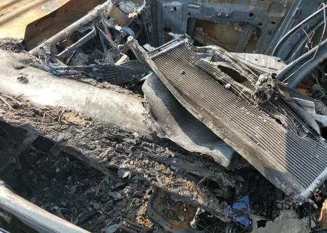 2018 Ford Escape Se from USA, damaged, VIN 1FMCU9GD5JUB50609